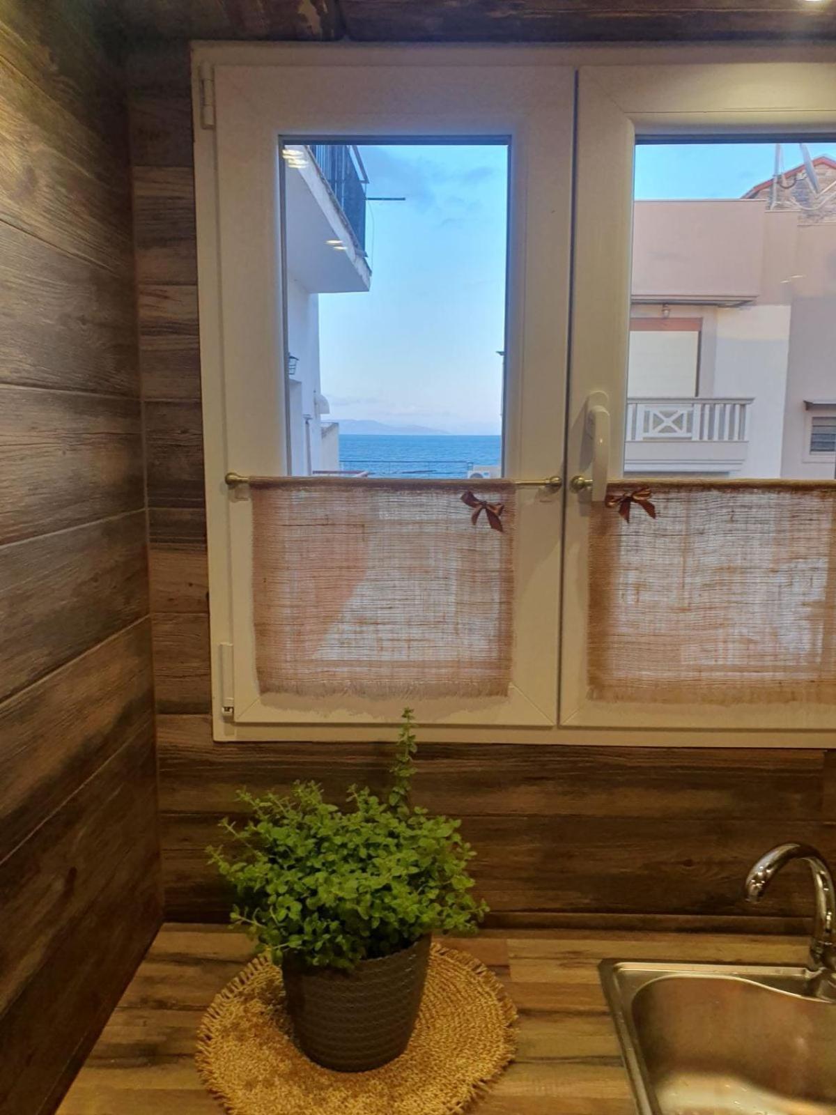 F K Apartments Ártemida Kültér fotó