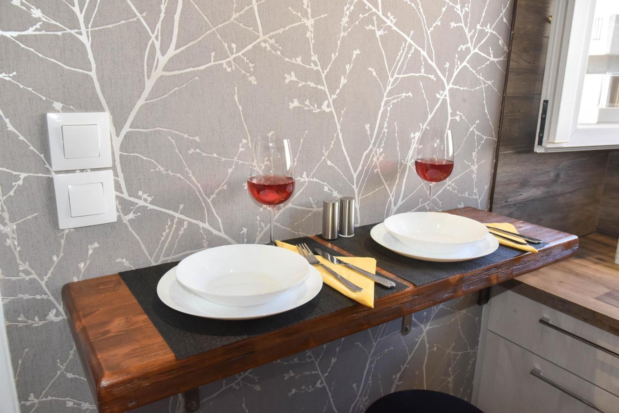 F K Apartments Ártemida Kültér fotó