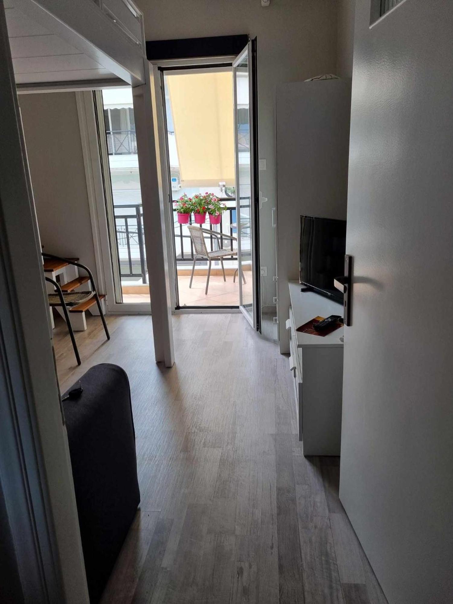 F K Apartments Ártemida Kültér fotó