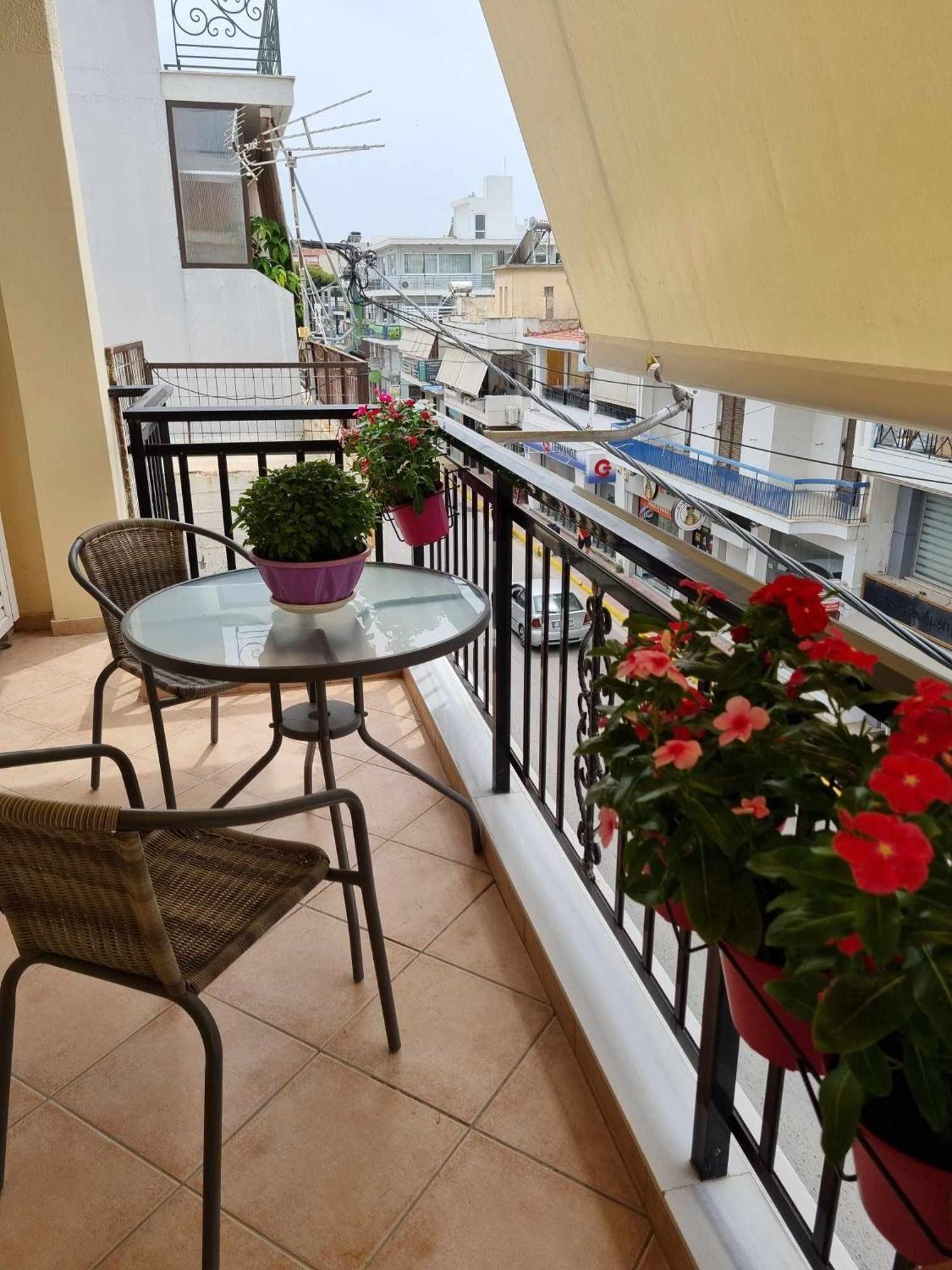 F K Apartments Ártemida Kültér fotó