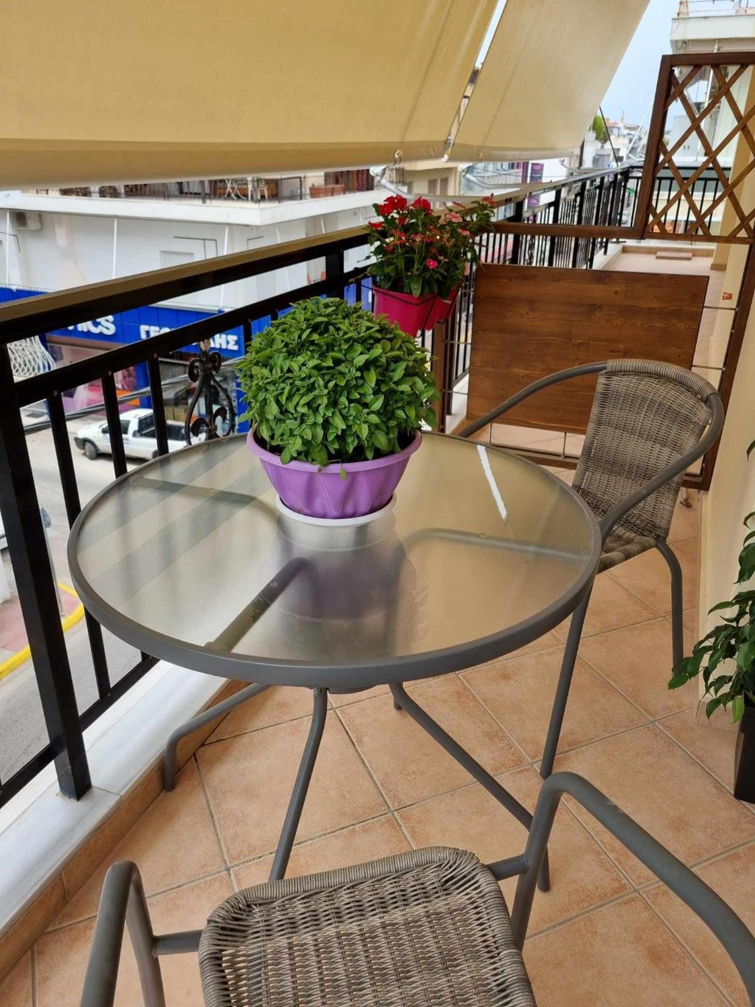 F K Apartments Ártemida Kültér fotó